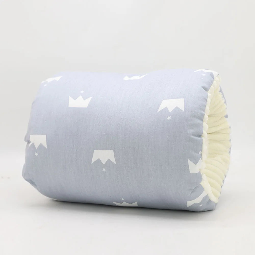 Coussin d'Allaitement Confort - Couronnes Blanches - Coussin Deco