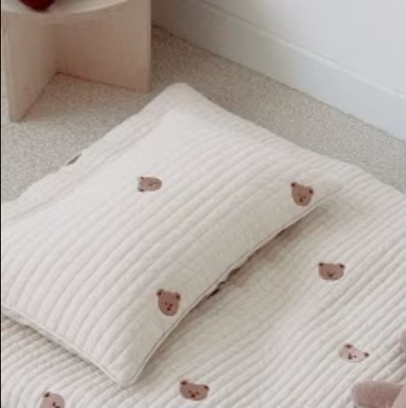 Oreiller Bébé en Coton - Motif Oursons Brodés - Coussin Deco